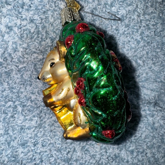 Glass ornament Christmas mouse eating cheese - Picture 6 of 10